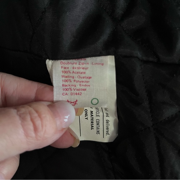 *VINTAGE C. 1970s NAVY BLUE LEATHER COAT - Picture 17 of 17